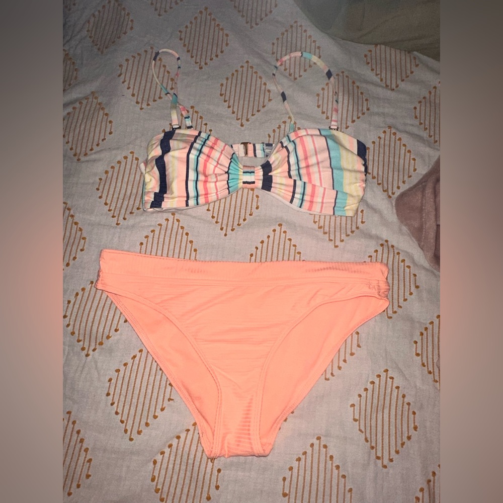 Bathing suit